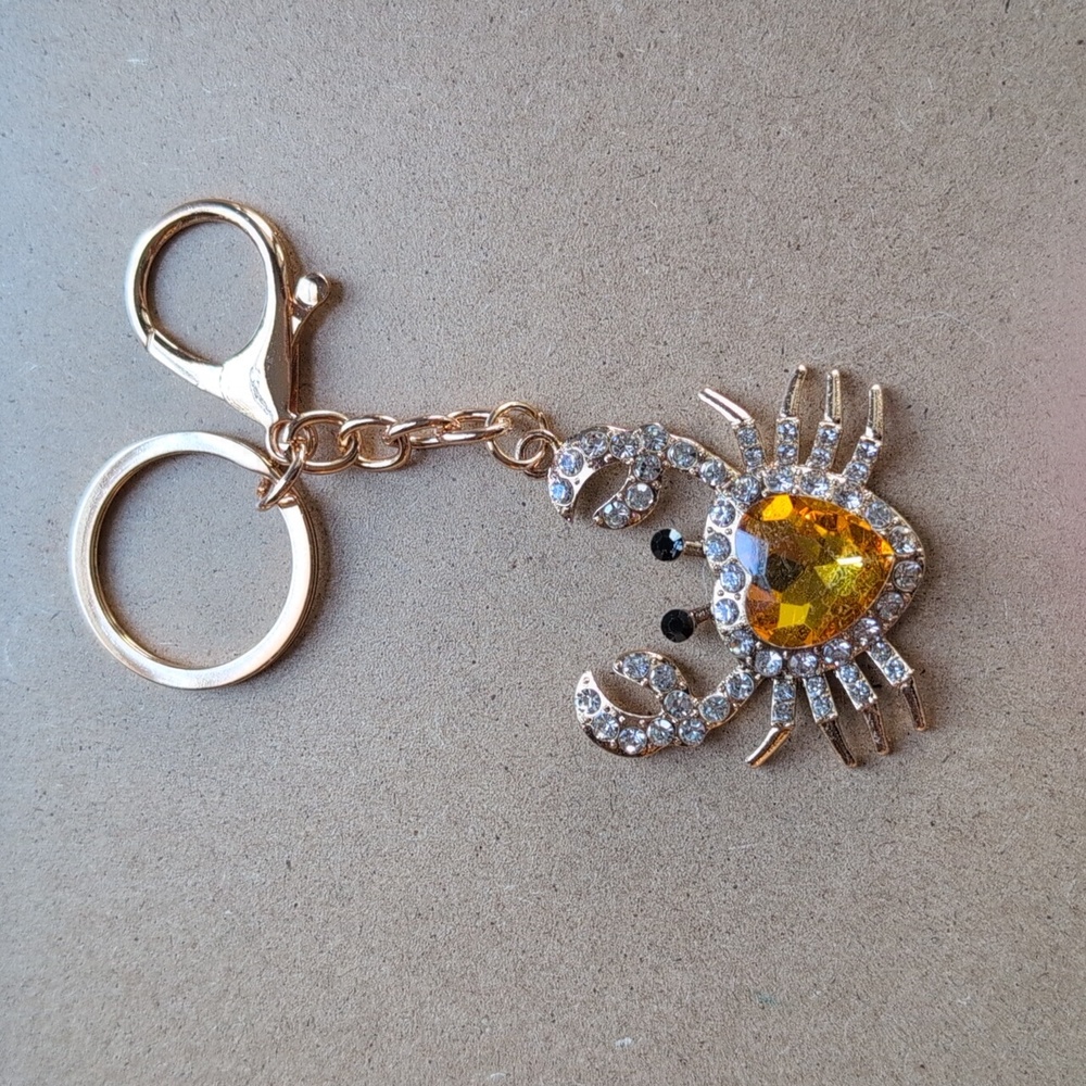 🦀 Sparkling Crab Bag Charm Keychain